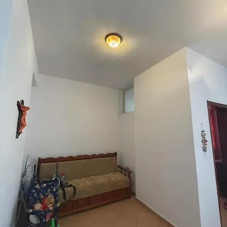 Apartament For Rent In Lungomare Vlorë