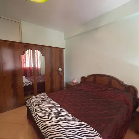 Apartament For Rent In Lungomare Vlorë